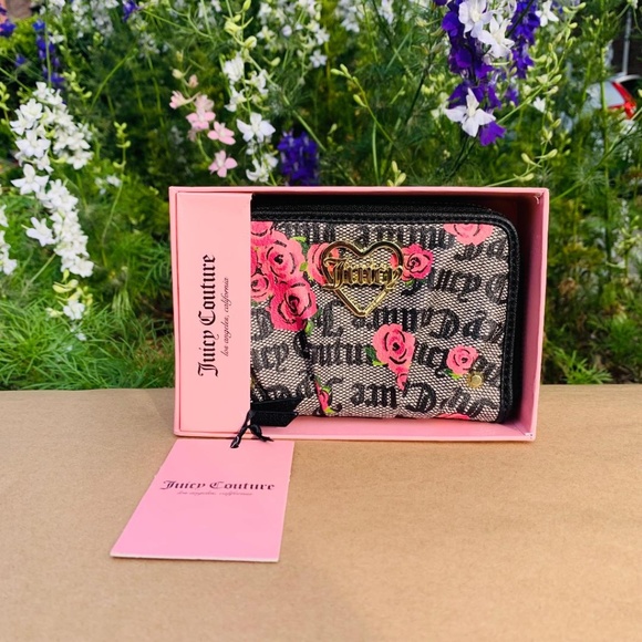 Juicy Couture Wallet - Picture 3 of 10
